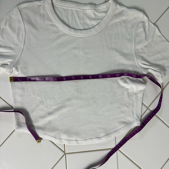 Lululemon Hold Tight Cropped Tee White Size 8 - Picture 6 of 6